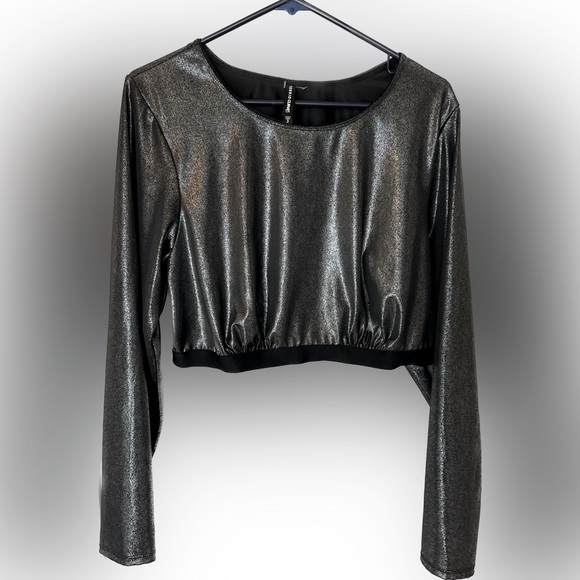 torrid Tops - Long sleeve, cropped metallic under it all top